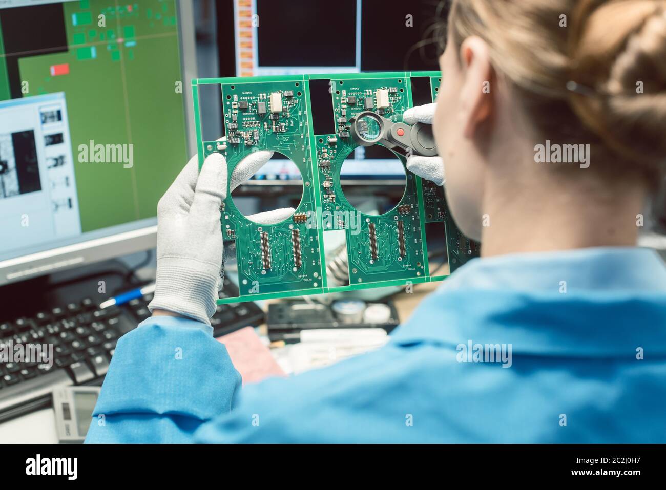 Optical quality control and assembly inspection of an electronic