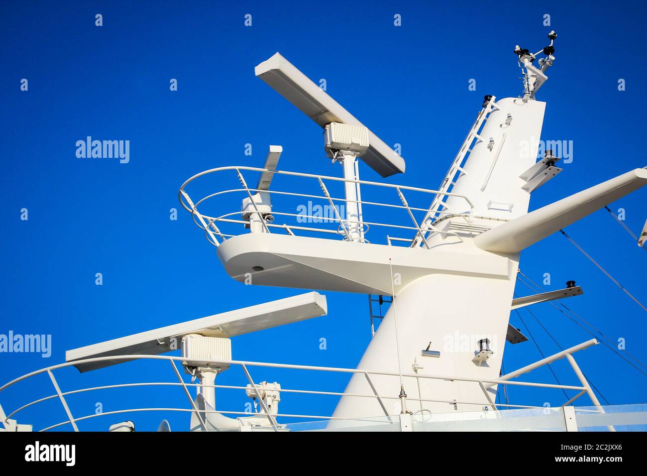Ship radar hires stock photography and images Alamy