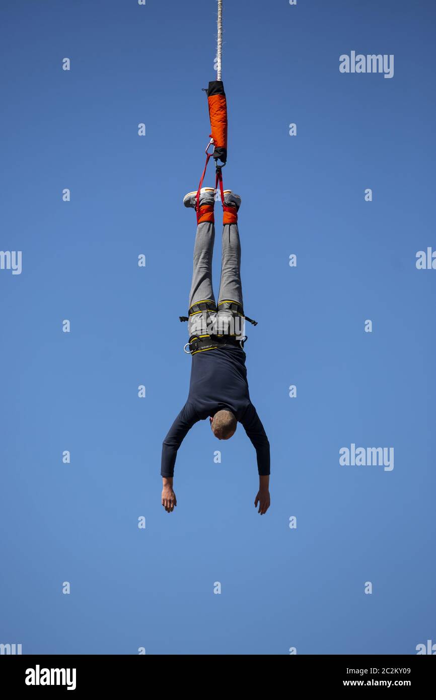 Bungee jumping blue sky Stock Photo Alamy