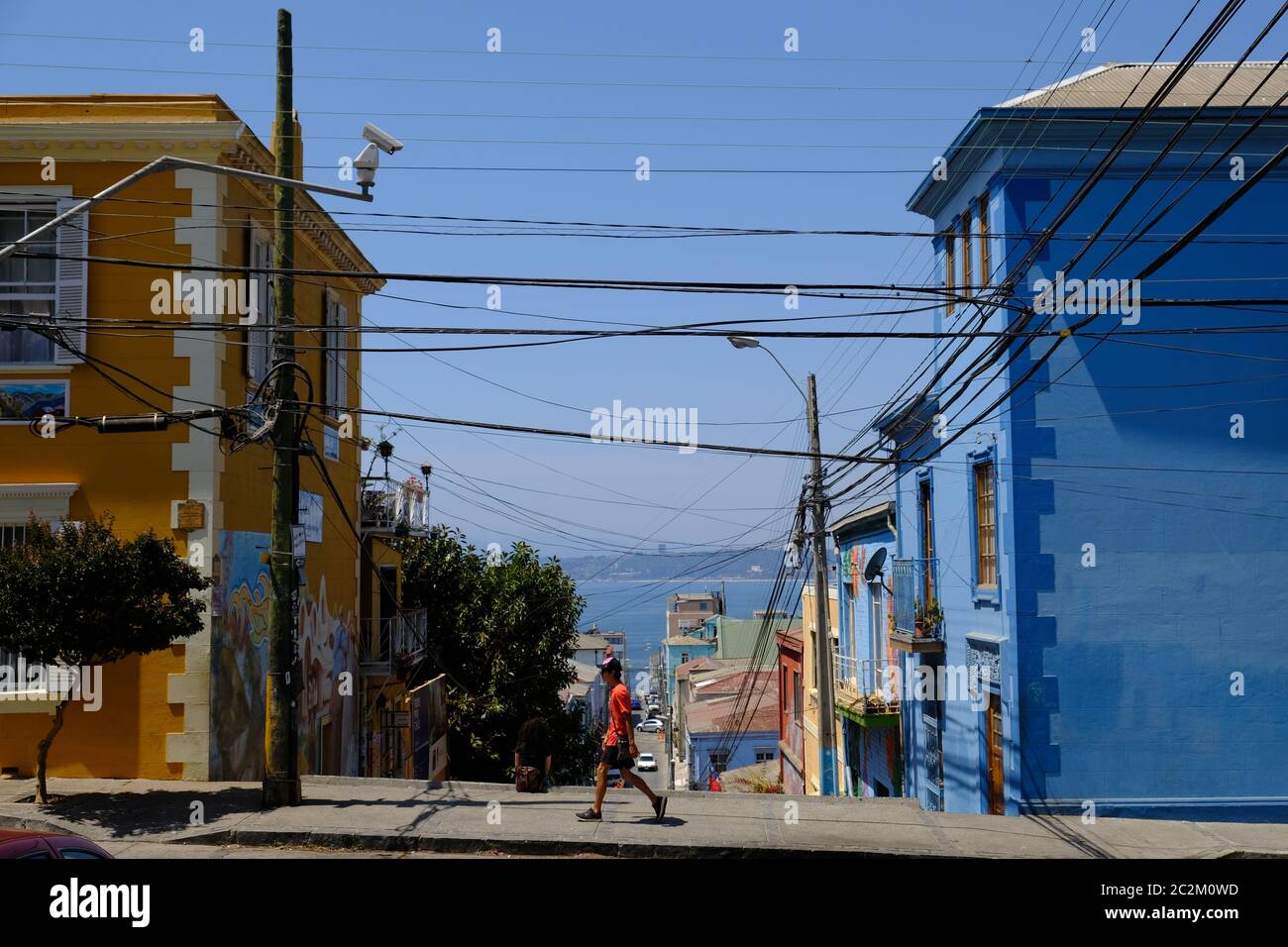 Chile Valparaiso - Street view painted houses Stock Photo
