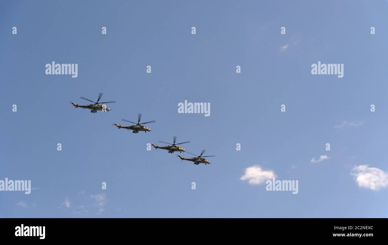 Combat helicopters hi-res stock photography and images - Alamy