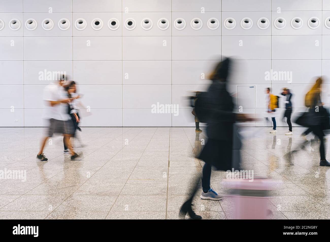 Large crowd of visitors hi-res stock photography and images - Alamy