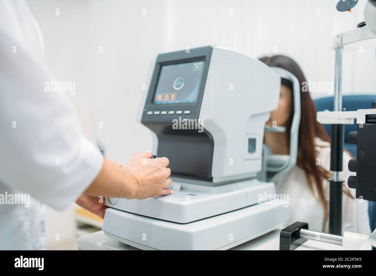 Computer diagnostics of vision, professional choice of eyeglasses ...