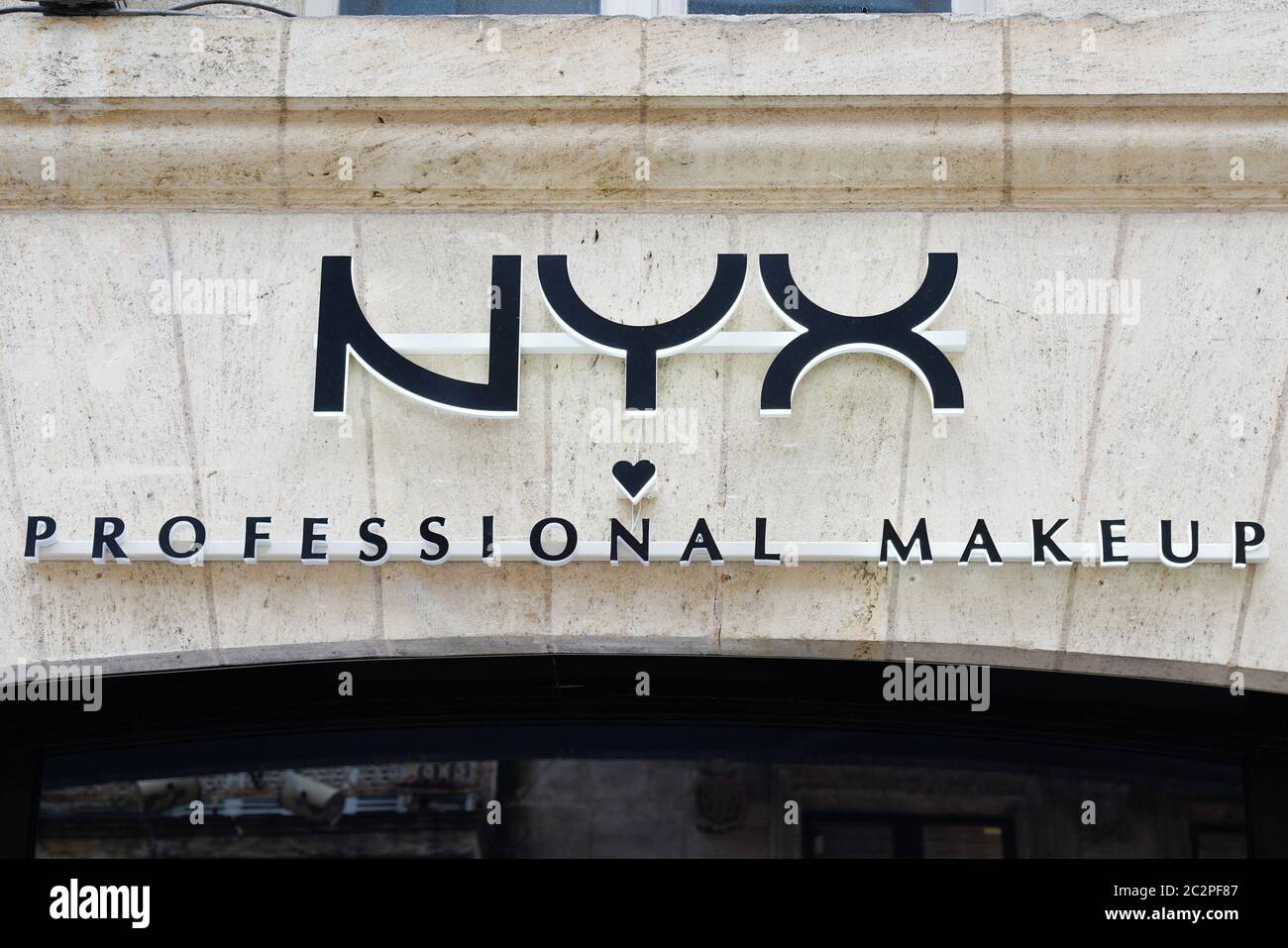 Bordeaux , Aquitaine / France - 06 14 2020 : NYX professional makeup logo  store front sign for seller cosmetics shop perfume and personal care  product Stock Photo - Alamy