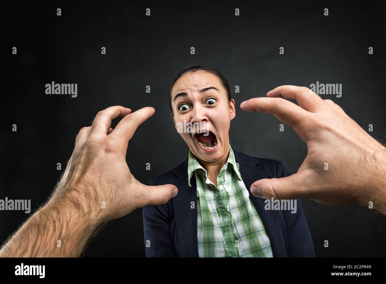 Woman frightened face hi-res stock photography and images - Alamy