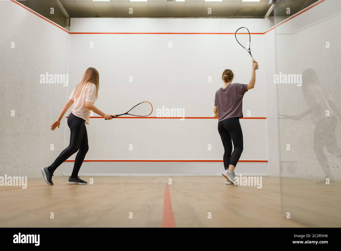 Squash players action court hires stock photography and images Alamy
