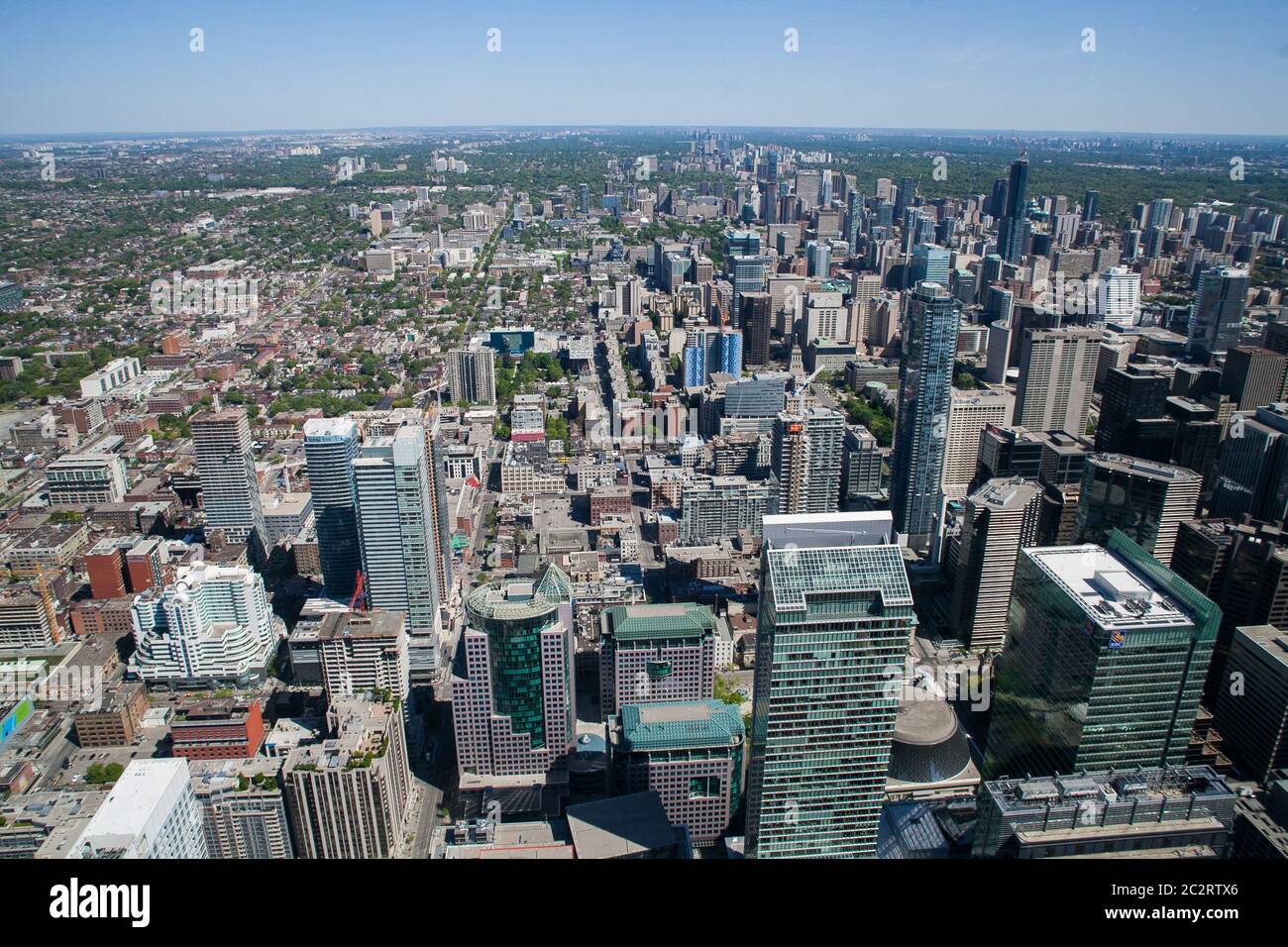 Cn tower glass floor hi-res stock photography and images - Alamy