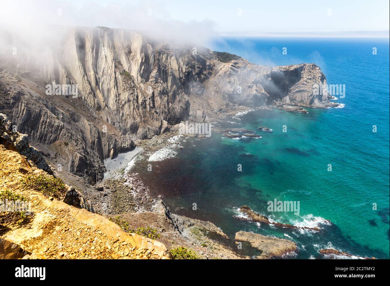 Aerial view rocky shore ocean hi-res stock photography and images - Alamy