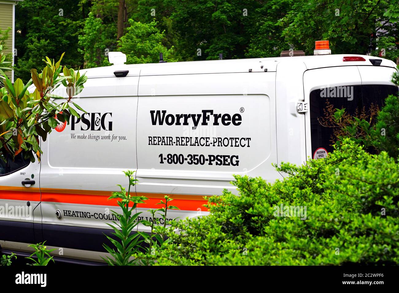 Utilities vehicle hires stock photography and images Alamy