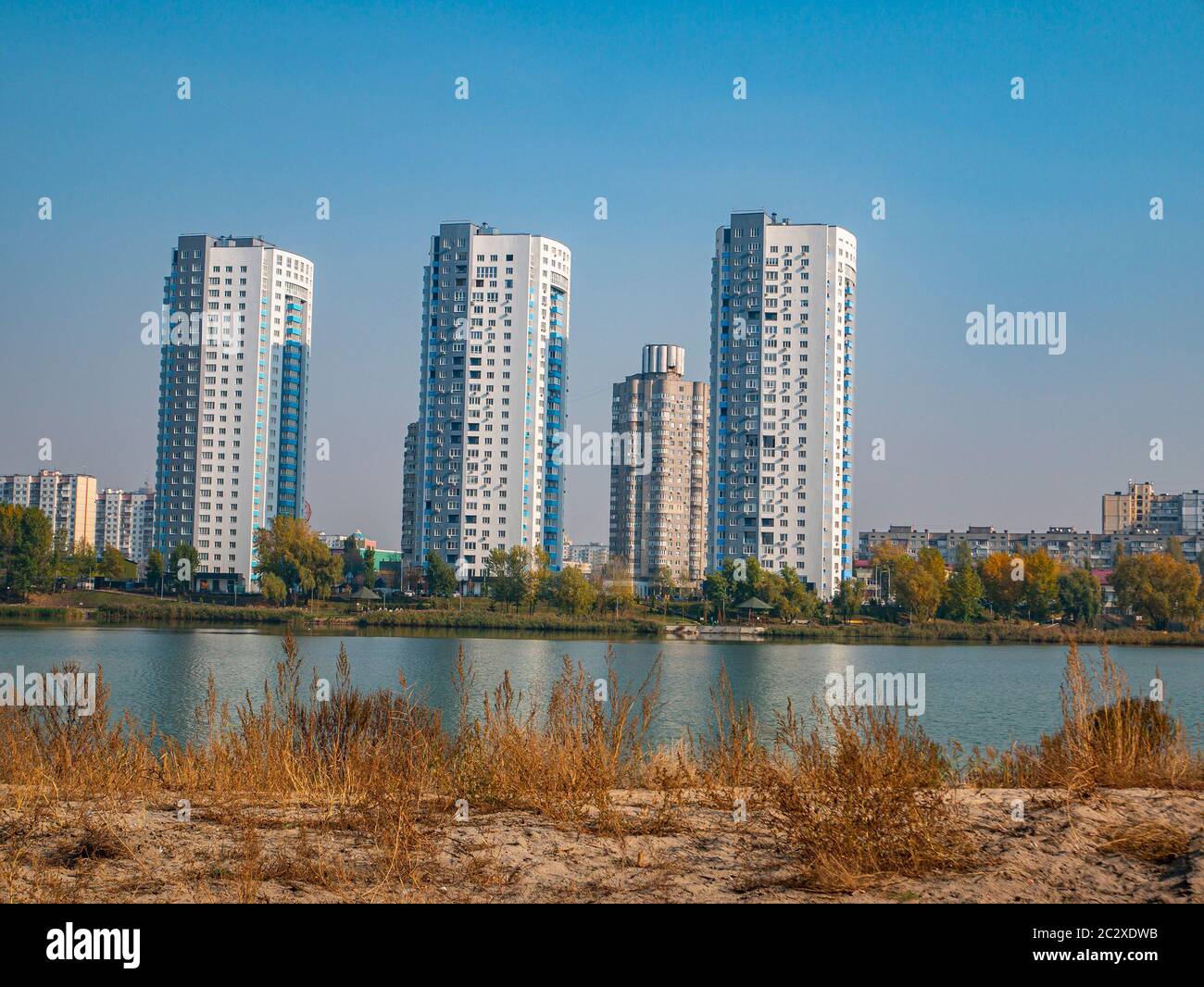 Nature and high rise building landmarks hi-res stock photography and ...