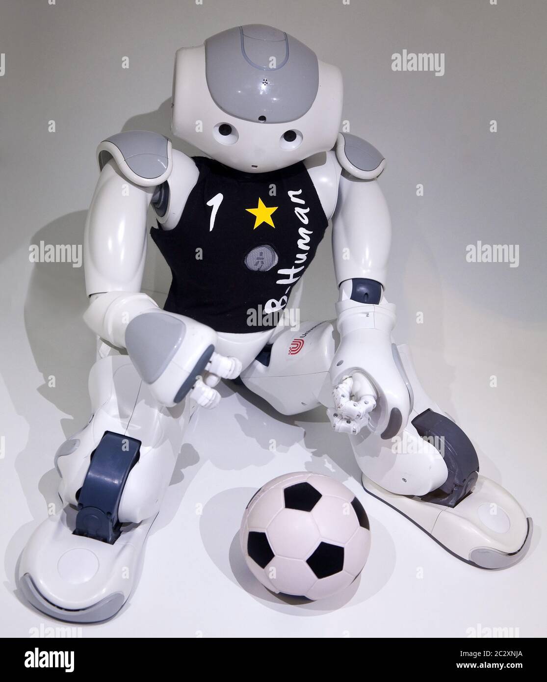 Robot Nao Hi res Stock Photography And Images Alamy robot-nao-hi-res-stock-photography-and-images-alamy
