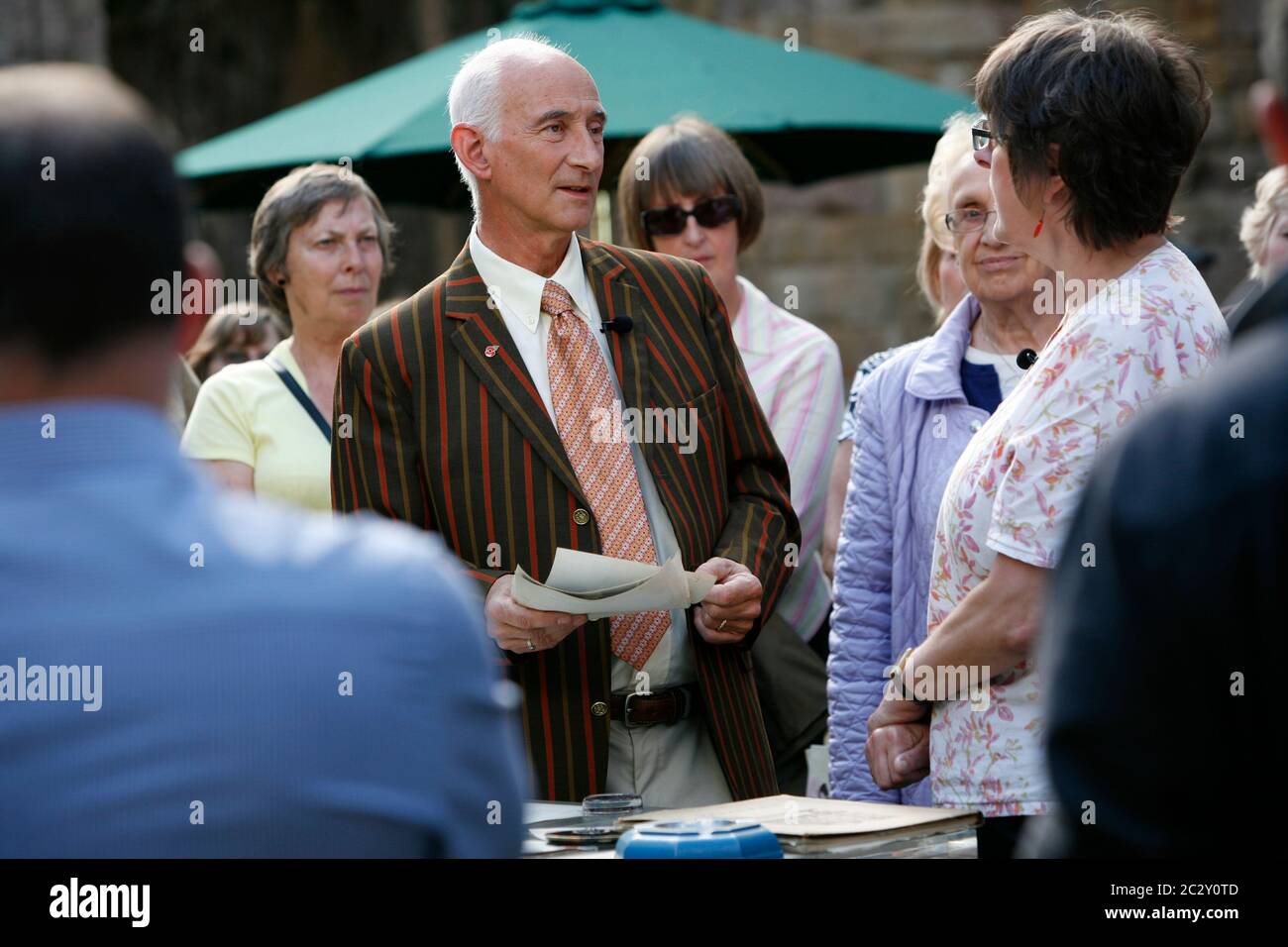 The Antiques Roadshow at Fountains Abbey and Studley Royal Park. Specialist Paul Atterbury Stock Photo