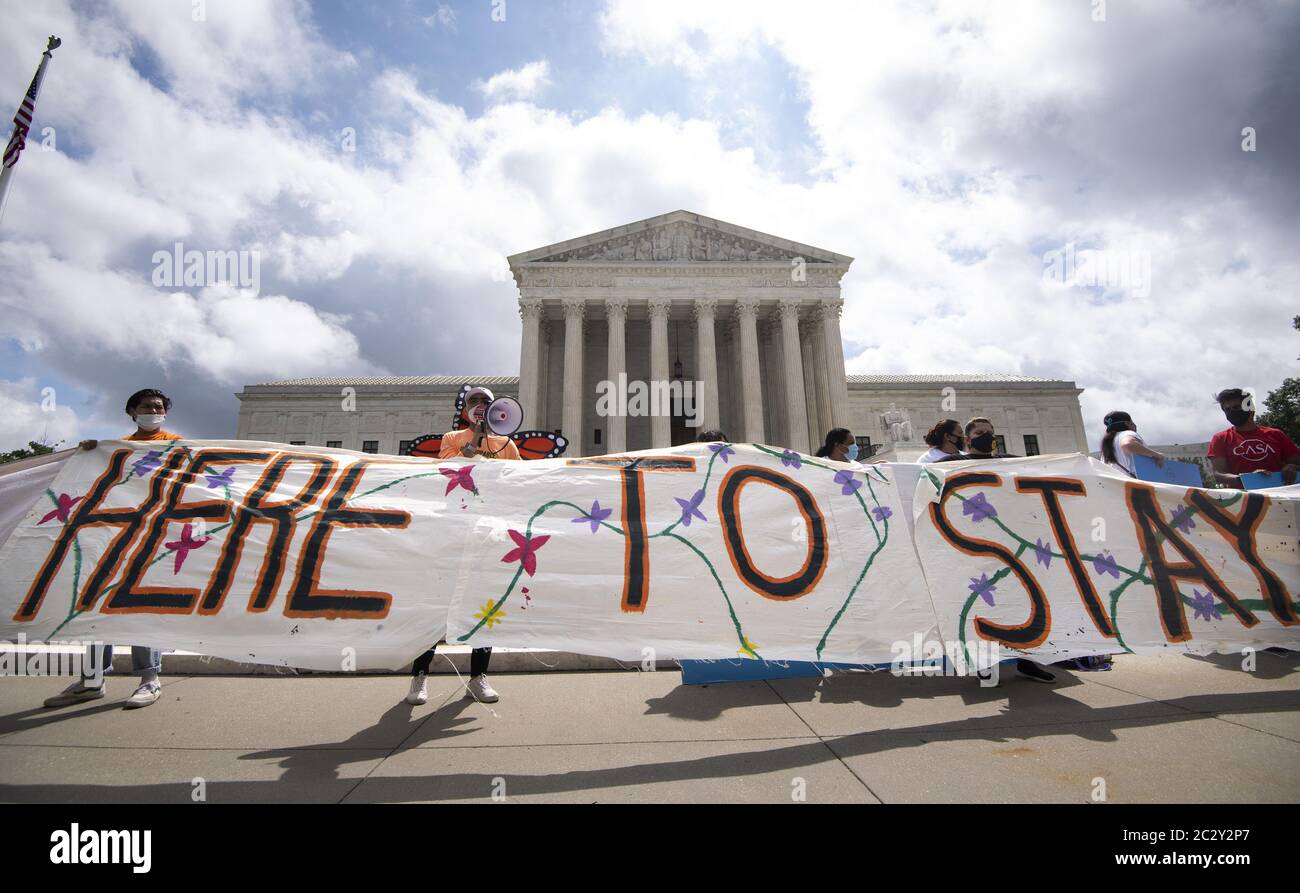 Children outside us supreme court hi-res stock photography and images ...