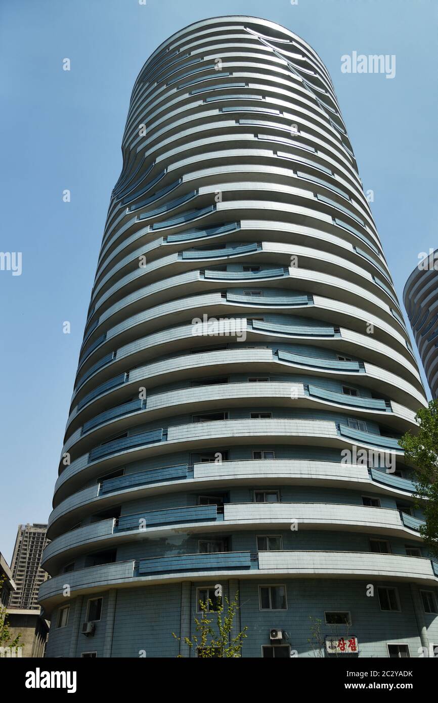 Modern Building Pyongyang Communist style avenue hi-res stock photography and images - Alamy