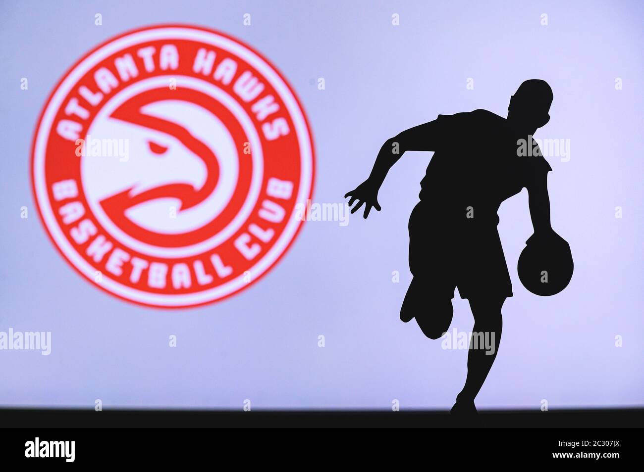 New York Usa Jun 18 2020 Atlanta Hawks Basketball Club Logo And Silhouette Of Young Basketball Player Sport Wallpaper White Edit Space In Backgr Stock Photo Alamy