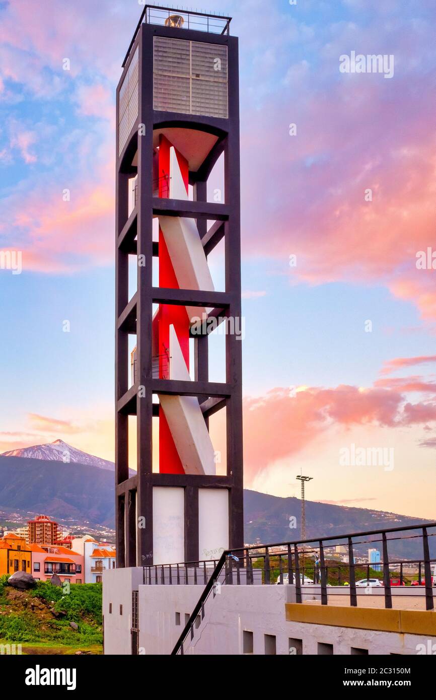 Puerto de la Cruz Lighthouse, Puerto de la Cruz, Tenerife, Canary Islands,  Spain Stock Photo - Alamy