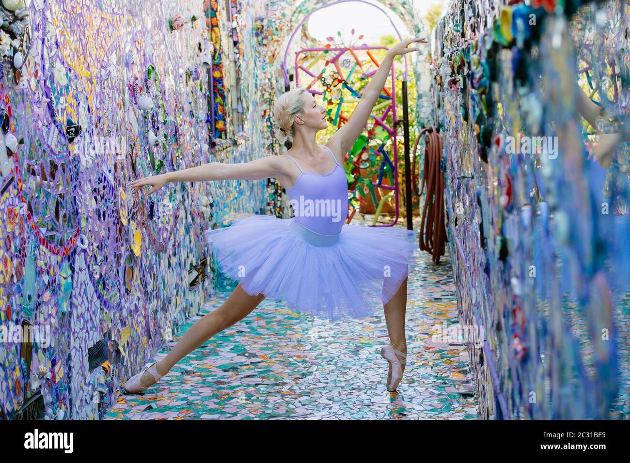 Ballet dancer, Mosaic Tile House, Venice, California, USA Stock Photo