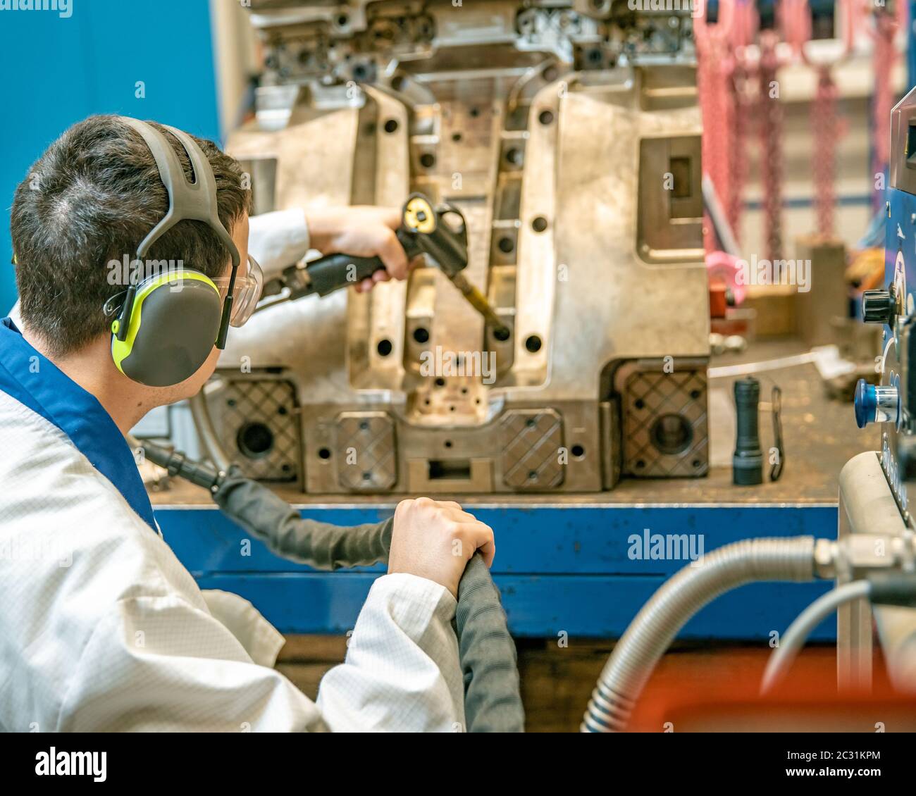 the engineer performs freezing of the casting using a special machine