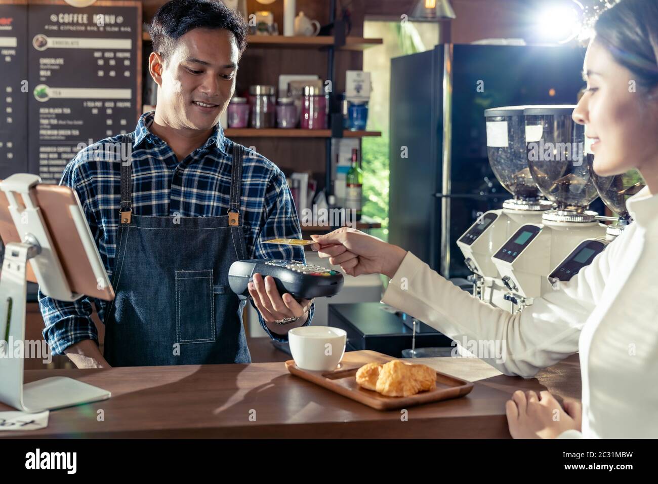 Cafe payment contactless nfs Stock Photo