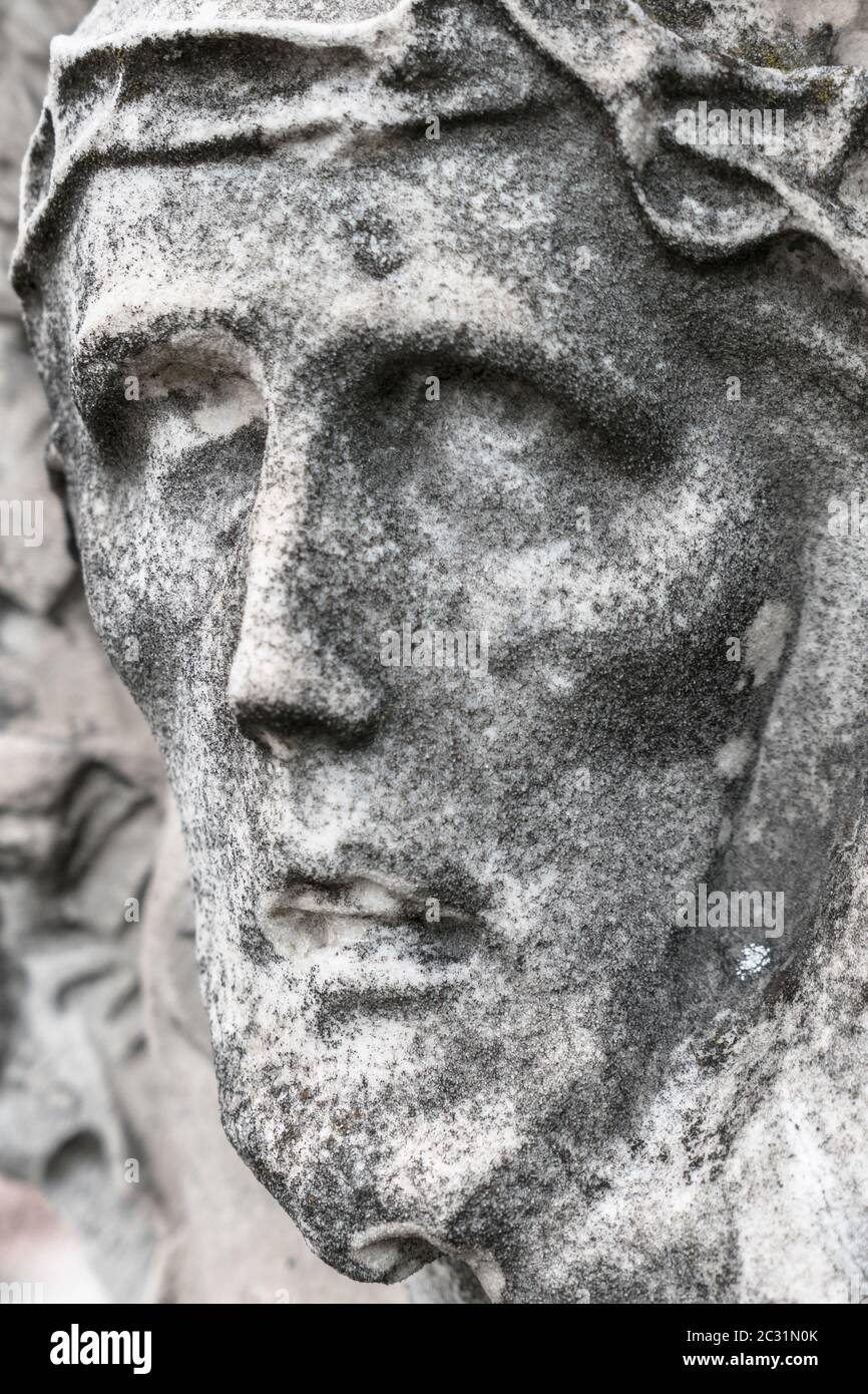 Jesus Portrait Crown Of Thorns High Resolution Stock Photography and ...