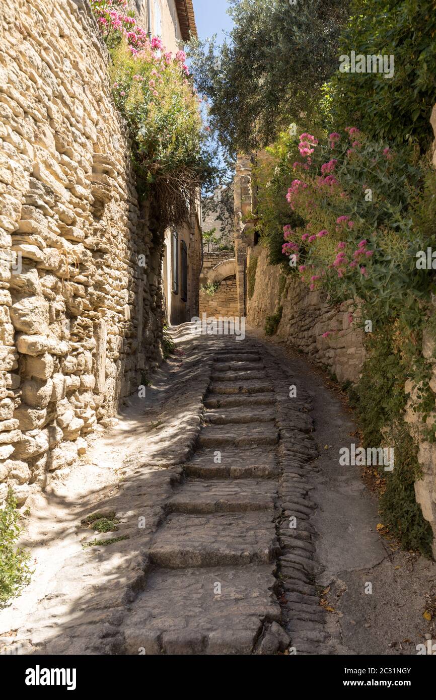 Steep alley medieval houses hi-res stock photography and images - Alamy