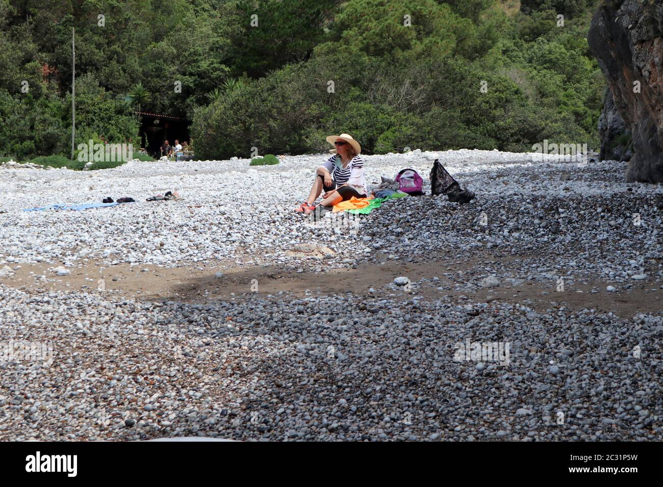 Turista sulla spiaggia hi-res stock photography and images - Alamy