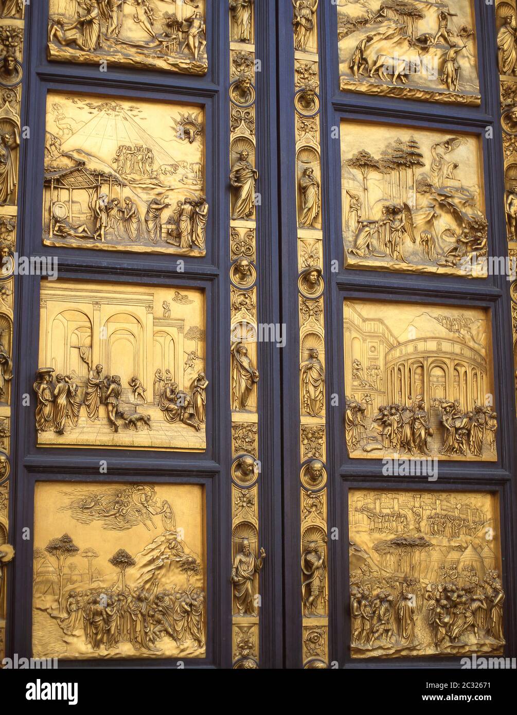 'Gates of Paradise' on east entry of the Bapistry of Cattedrale di Santa Maria del Fiore (Duomo), Florence (Firenze), Tuscany Region, Italy Stock Photo