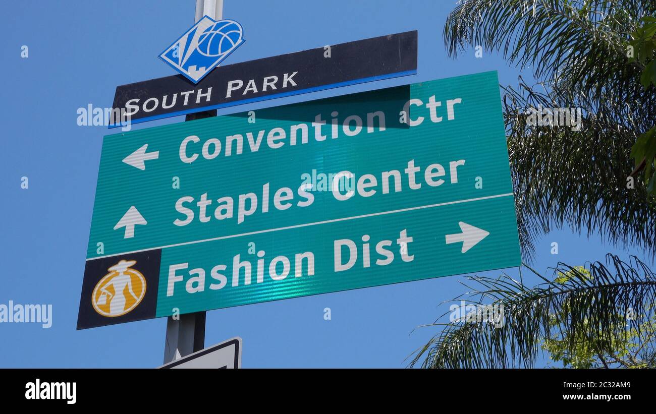 Downtown street sign for the Staples Center and Convention Center Stock Photo Alamy