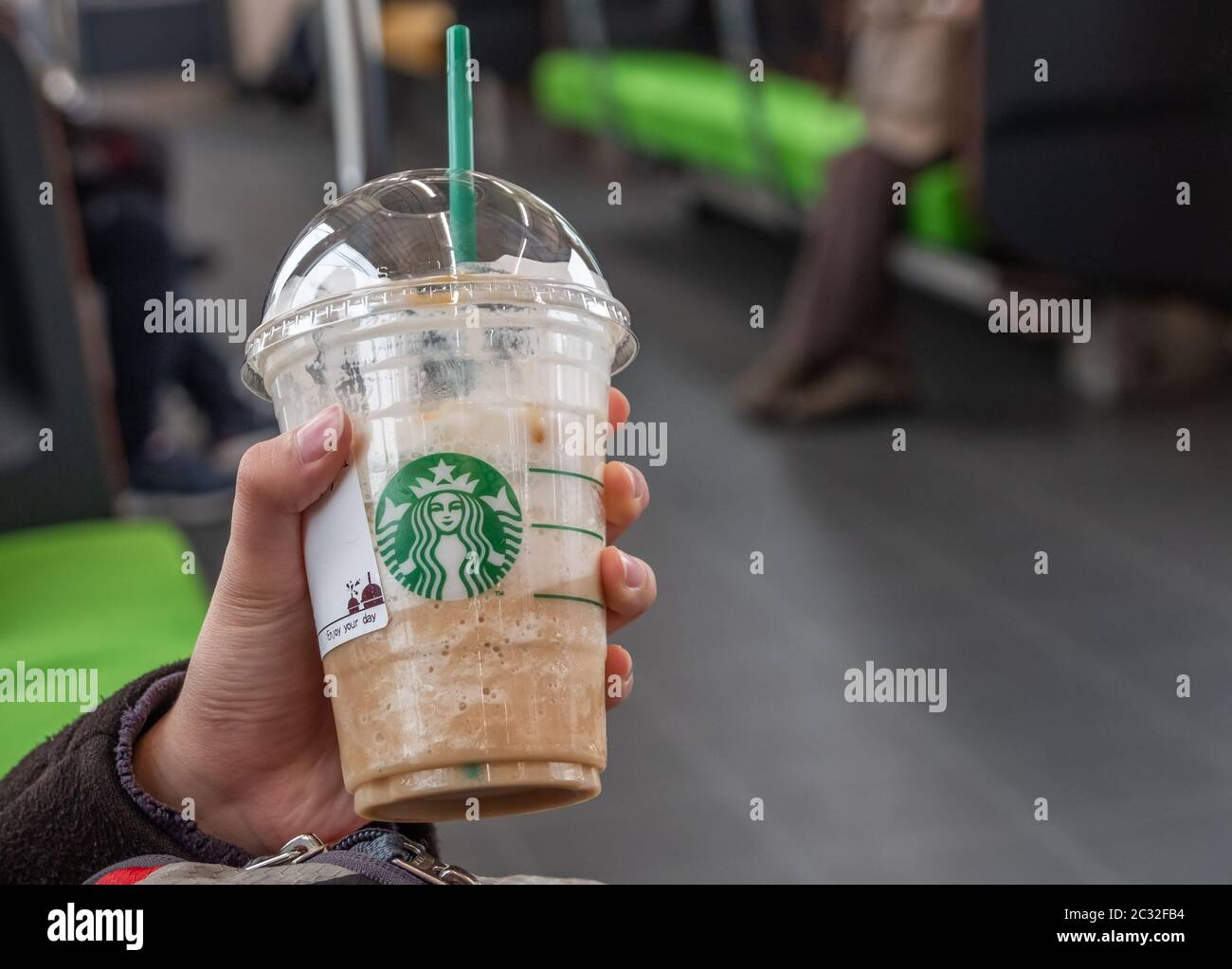 Holding Starbucks Cup Hi Res Stock Photography And Images Alamy