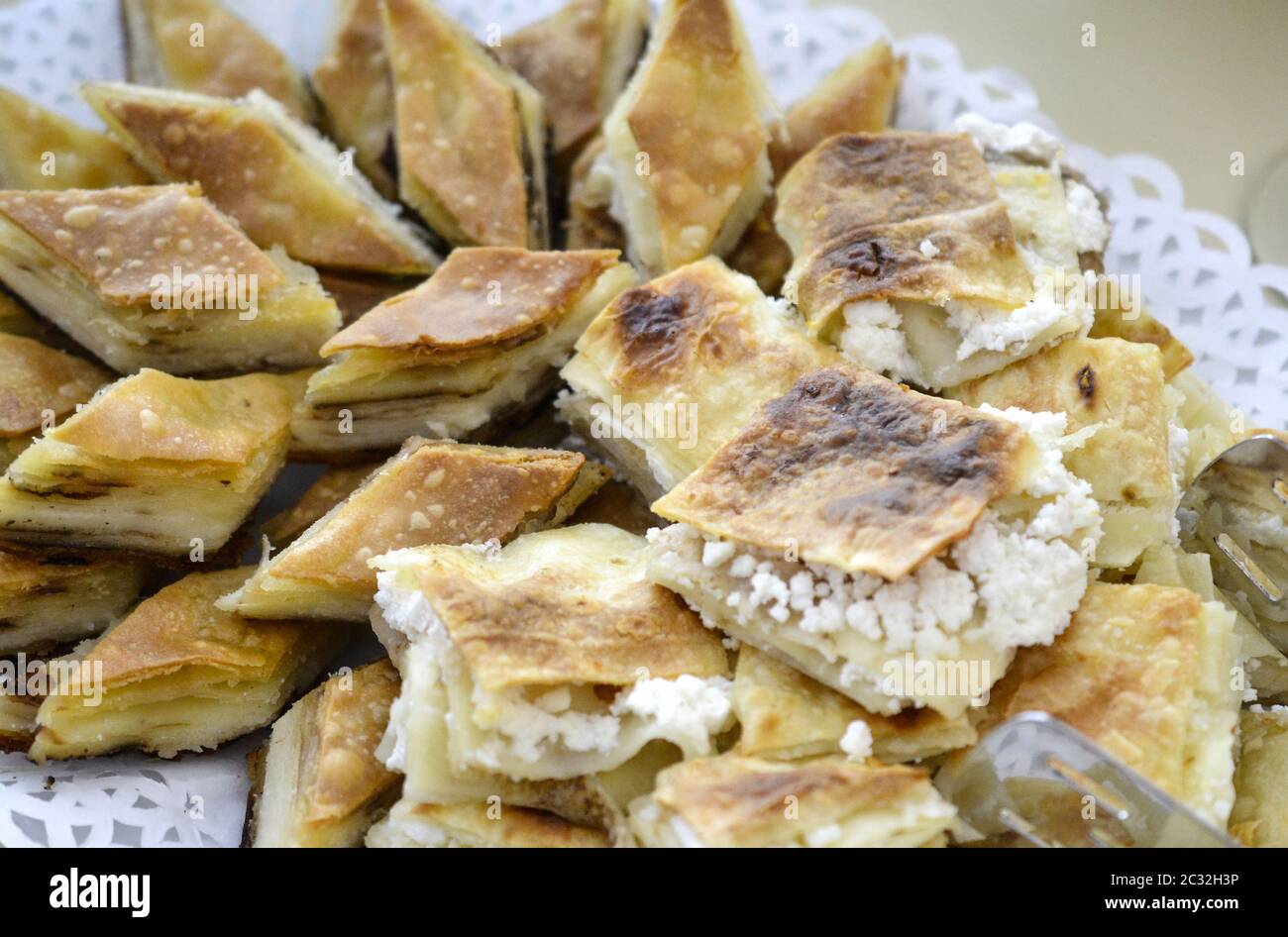 Community food connection hi-res stock photography and images - Alamy
