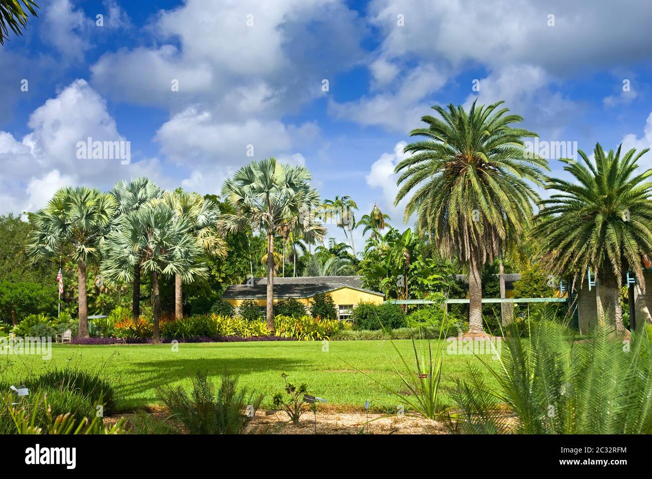 Fairchild building hi-res stock photography and images - Alamy
