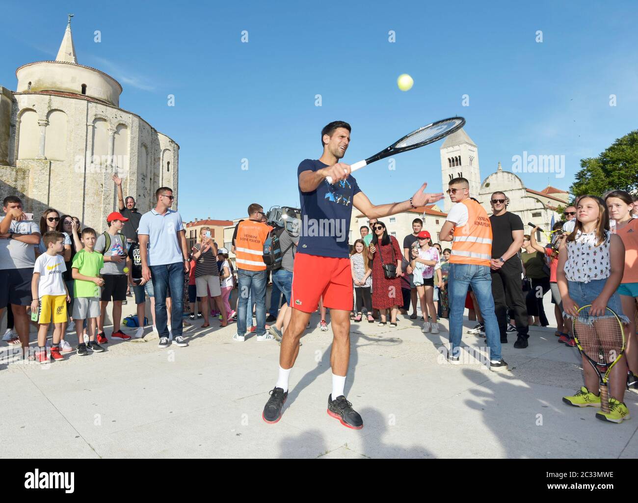 Dino top hi-res stock photography and images - Alamy