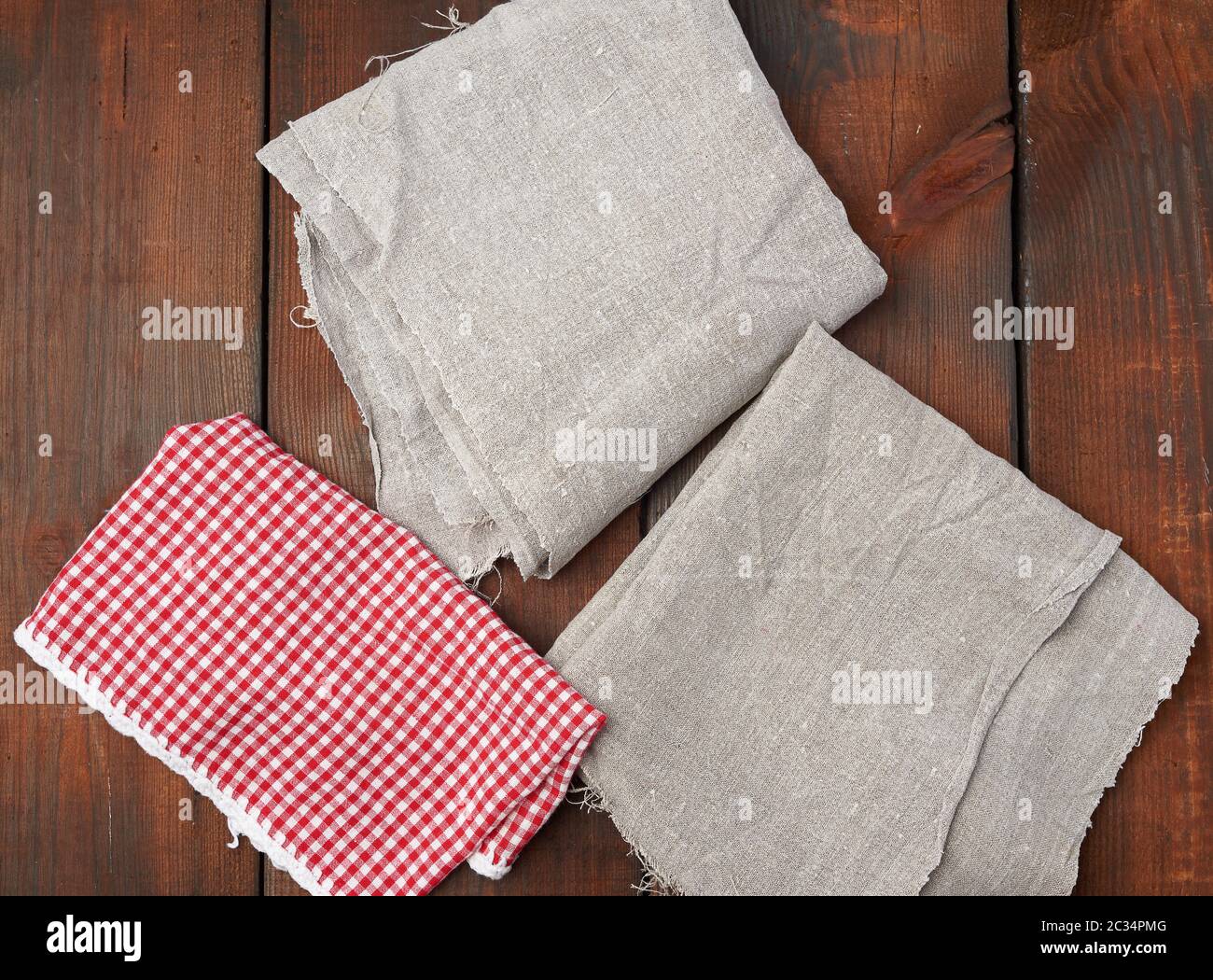 Checked kitchen towels hi-res stock photography and images - Alamy