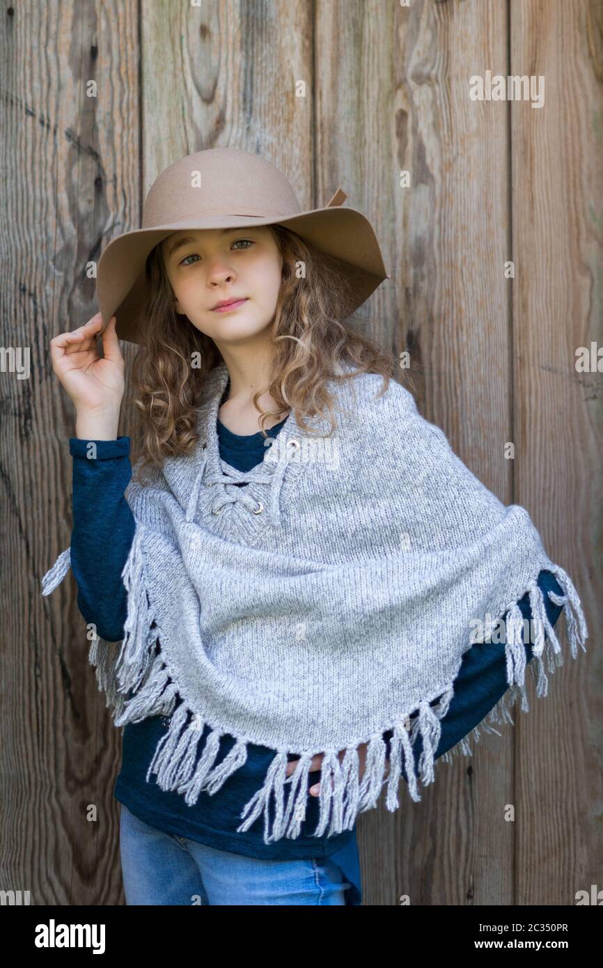 Portrait of a beautiful girl in a hat Stock Photo - Alamy