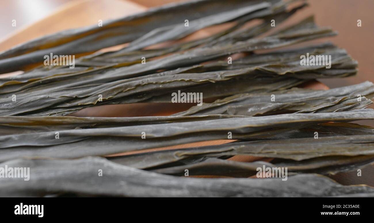 Dry of the Kelp close up Stock Photo Alamy