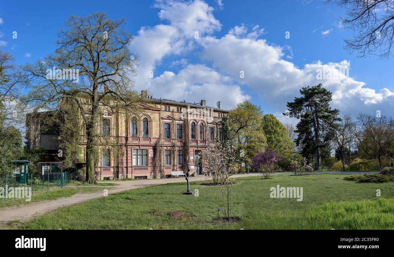 Former Späth mansion in Berlin-Baumschulenweg Stock Photo