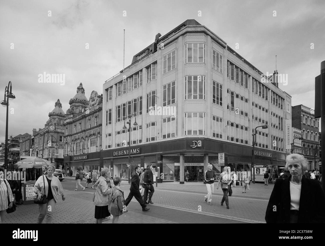 Leeds shopping centre Black and White Stock Photos & Images Alamy