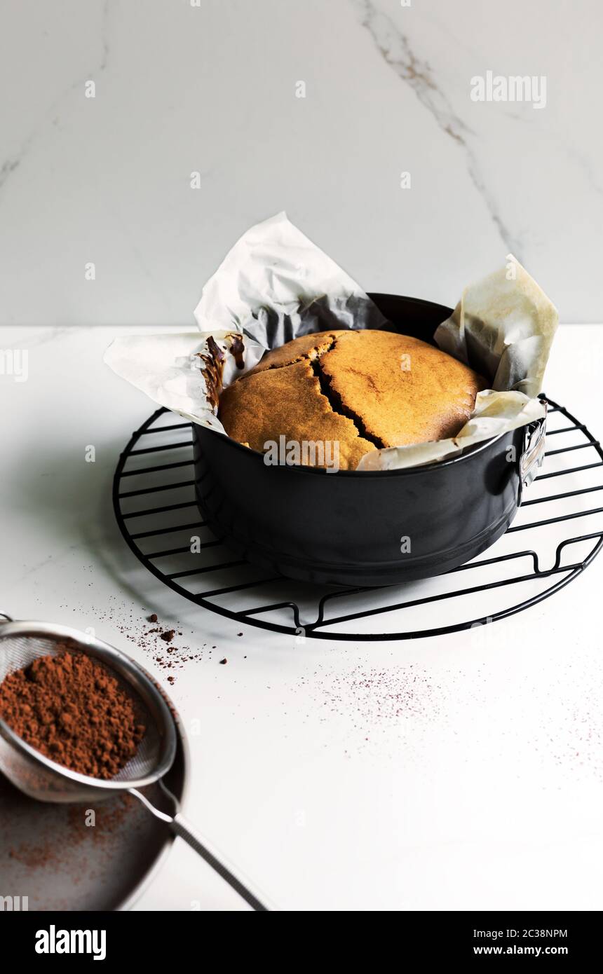 Springform pan hires stock photography and images Alamy