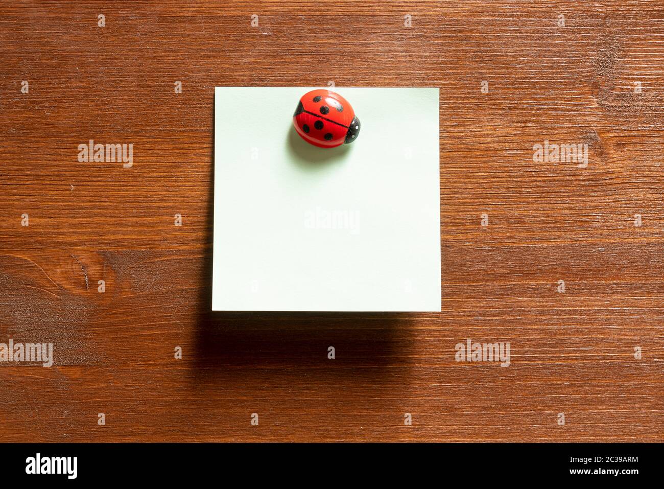 a blank colored memo sheet Stock Photo