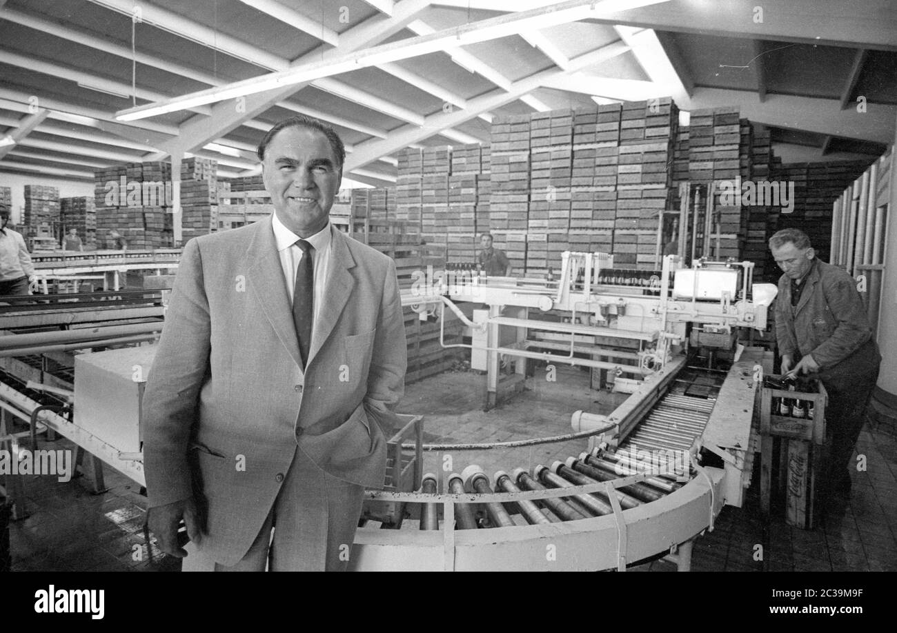 Max Schmeling at his company in 1966. He operated a chief agency for Coca Cola products in Hamburg-Bramfeld. Stock Photo