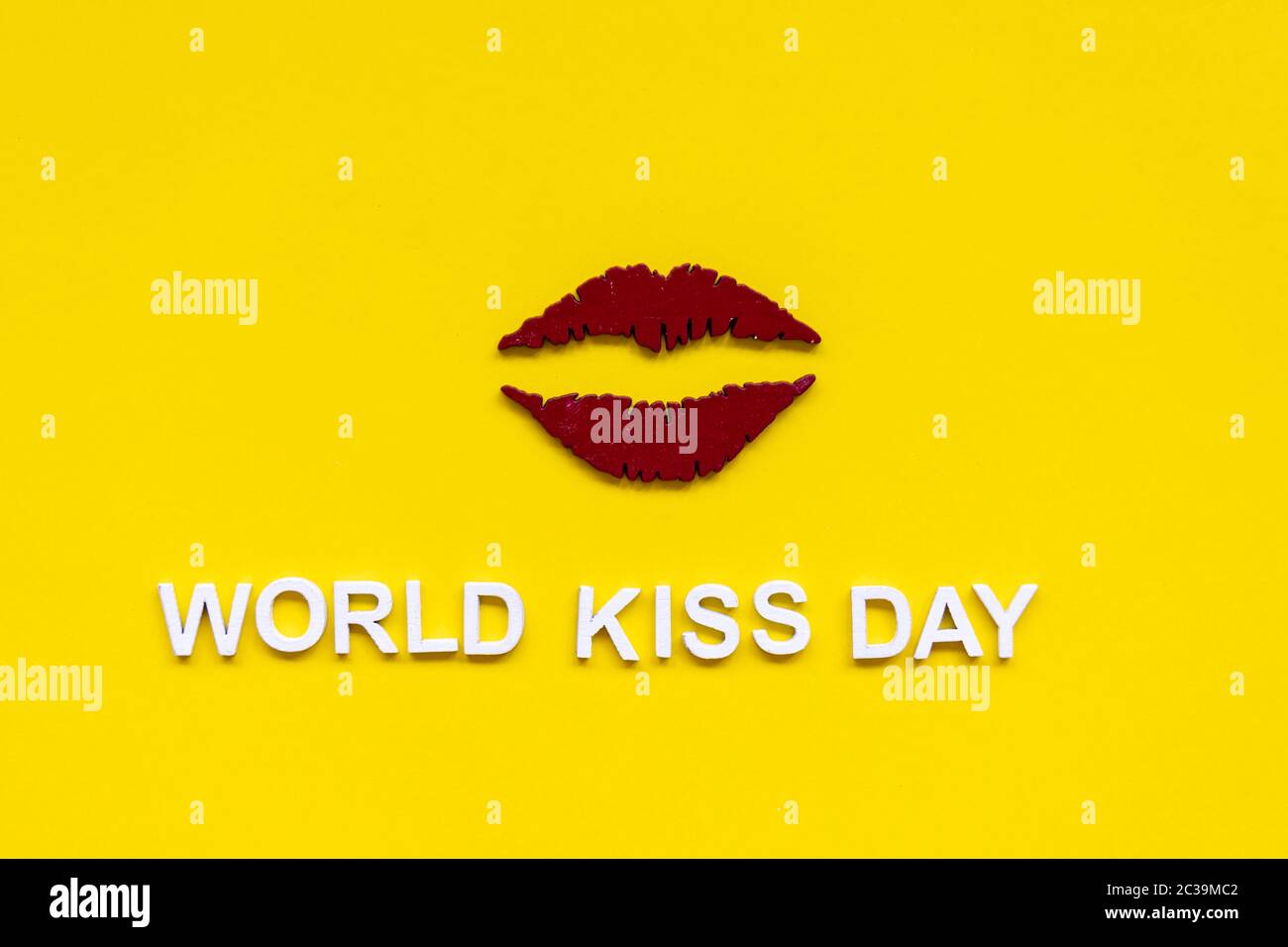 World kiss day or international kissing day. 6th July Stock Photo Alamy