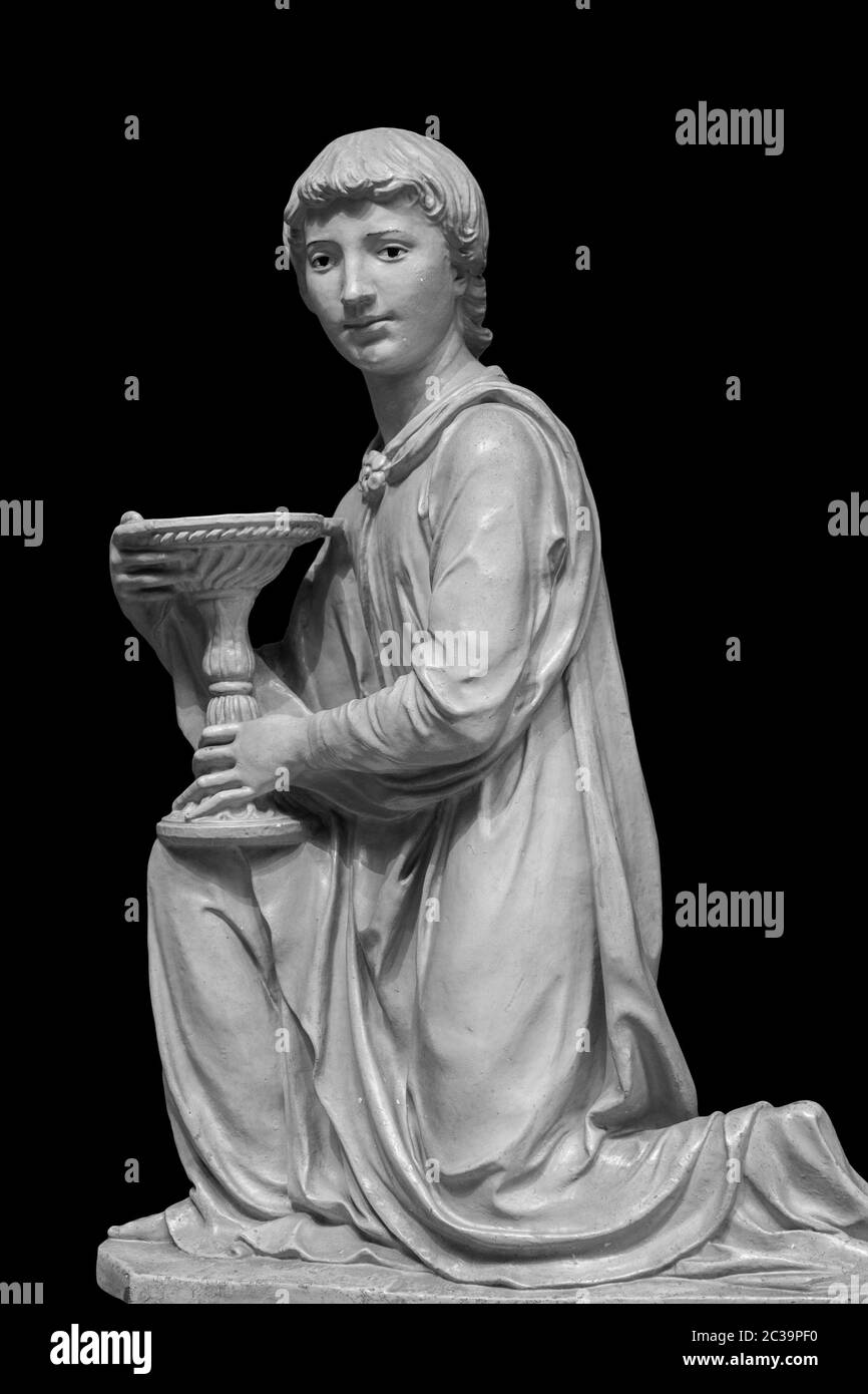 Head and shoulders detail of the ancient sculpture Stock Photo Alamy