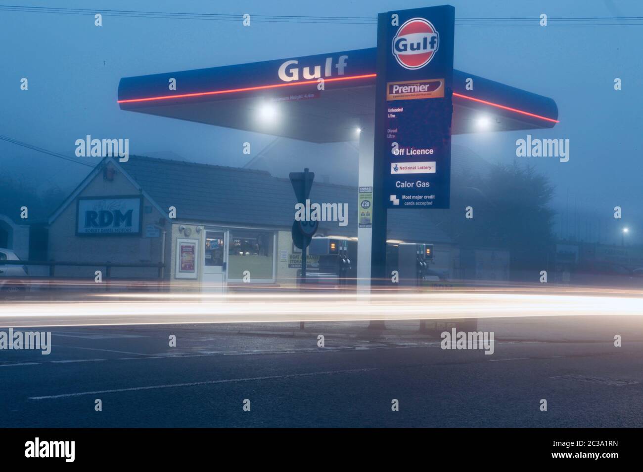 Gulf petrol station hires stock photography and images Alamy