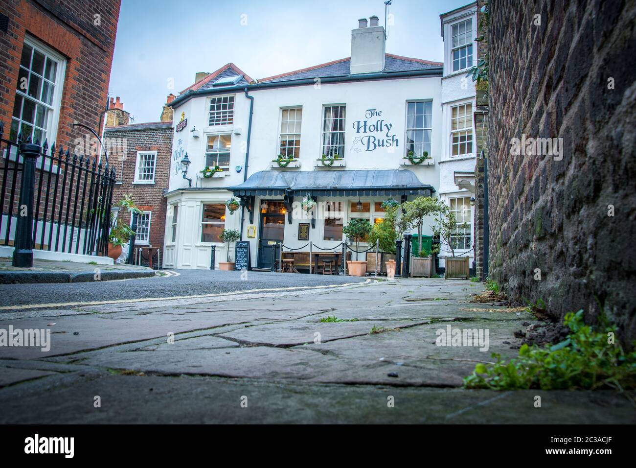 LONDON- A beautiful old back street pub in Hampstead Village, an upmarket area of north west London Stock Photo