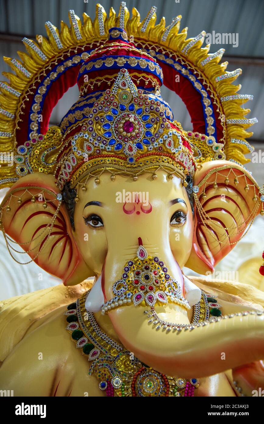 Statue of Hindu God Ganesha. close up of Ganesha Idol at an artist's ...