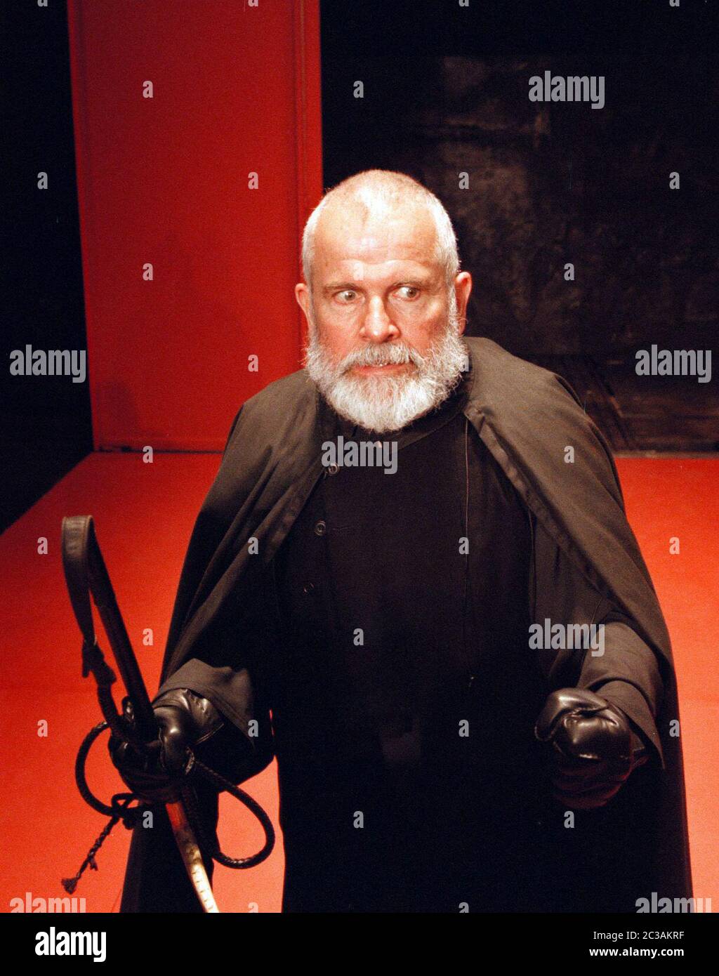 Ian Holm as Lear in KING LEAR by Shakespeare at the Cottesloe Theatre, National Theatre (NT), London SE1 27/03/1997   design: Bob Crowley  lighting: Jean Kalman  director: Richard Eyre Stock Photo