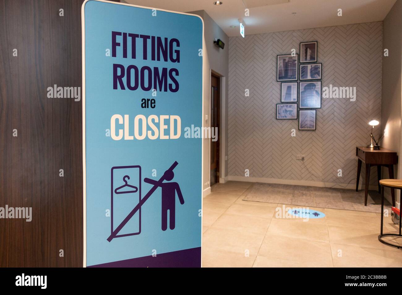 Retail Fitting Room Images – Browse 9,300 Stock Photos, Vectors, and Video