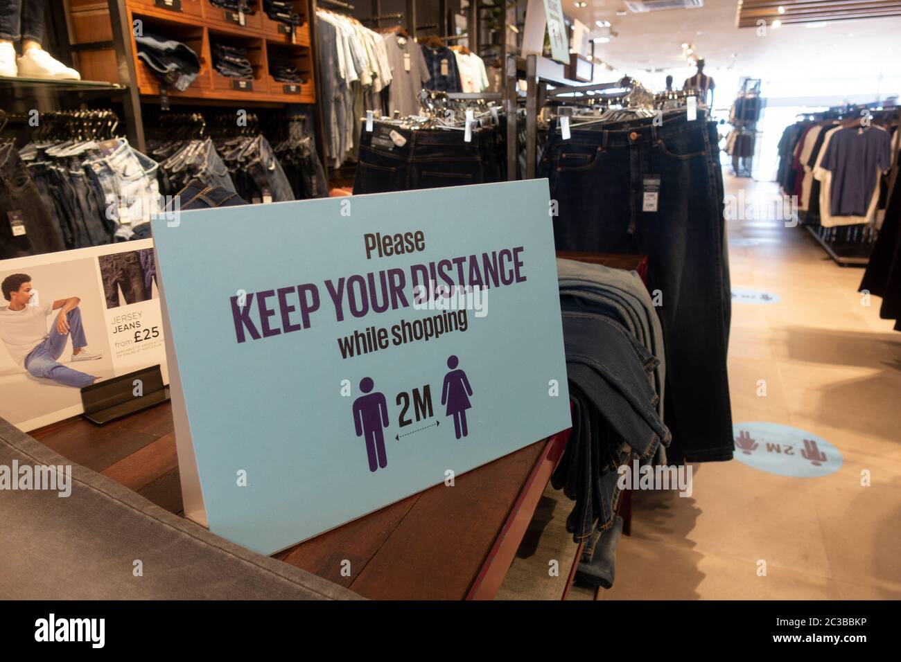 Straiton retail park hires stock photography and images Alamy