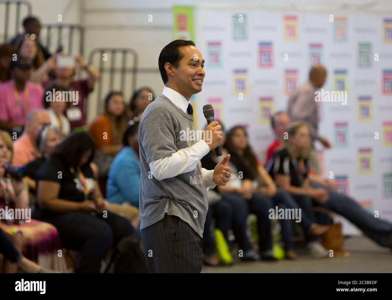 High school students sign pledge to attend college - May 1st, 2015 Austin, Texas USA: Former Mayor of San Antonio and current US Secretary of Housing and Urban Development, Julian Castro meets with high school students at Huston-Tillotson University during the inaugural Generation TX Signing Day. Generation TX is a statewide movement to create a college-going culture in Texas, particularly among students who are under-represented at Texas universities and colleges.   ©Marjorie Kamys Cotera/Daemmrich Photography Stock Photo