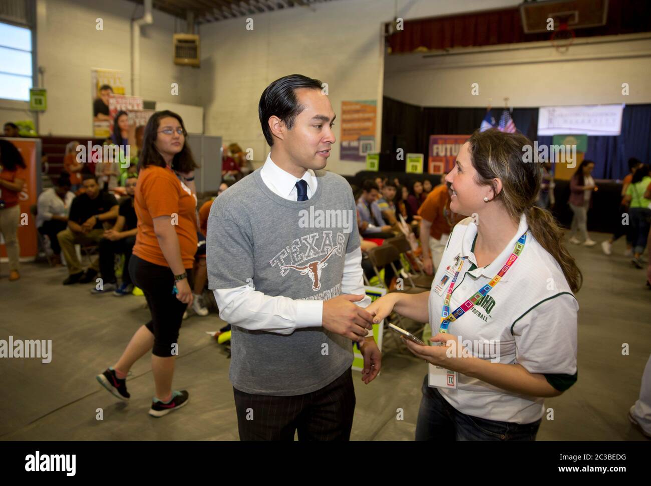 High school students sign pledge to attend college - May 1st, 2015 Austin, Texas USA: Former Mayor of San Antonio and current US Secretary of Housing and Urban Development, Julian Castro greets high school students at Huston-Tillotson University during the inaugural Generation TX Signing Day. Generation TX is a statewide movement to create a college-going culture in Texas, particularly among students who are under-represented at Texas universities and colleges.   ©Marjorie Kamys Cotera/Daemmrich Photography Stock Photo